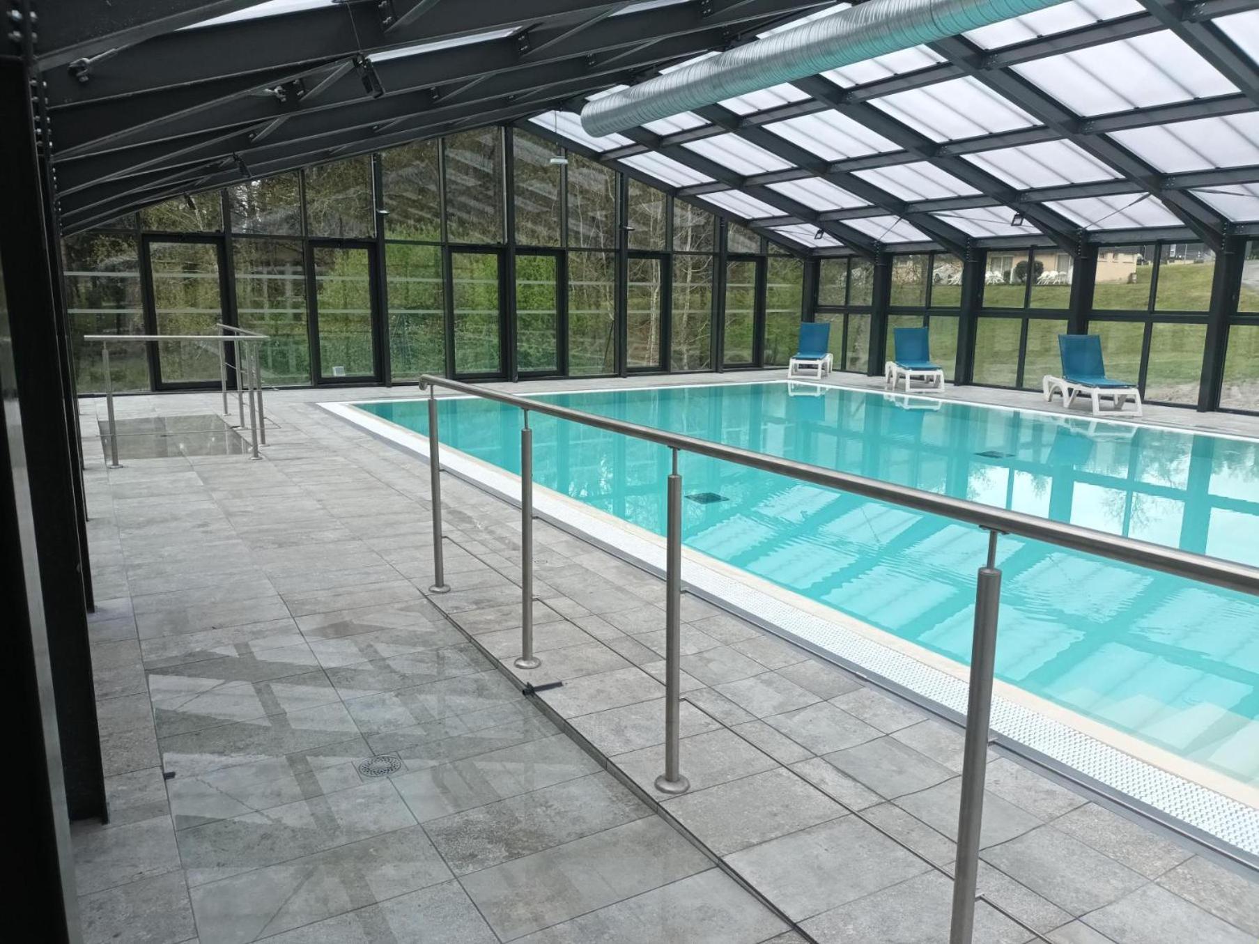 Vvf Correze Pays D'Eygurande Hotel Exterior photo